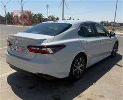 تۆیۆتا کامری